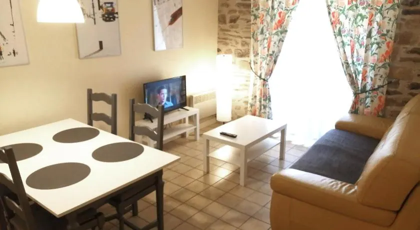 Chez Gustou - Image 1