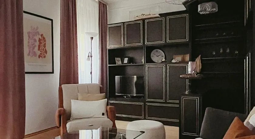 AJ - tér apartman miskolc - Image 1