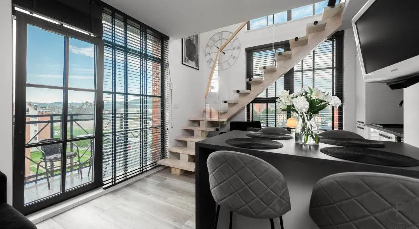 Flatbook - City Center SPA Apartments Dwie Motlawy - Image 1
