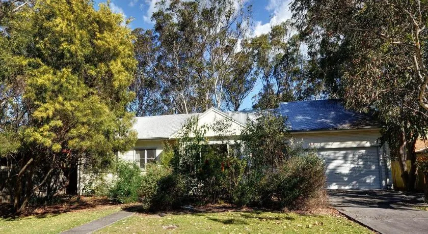 Summer Cottage - Image 1