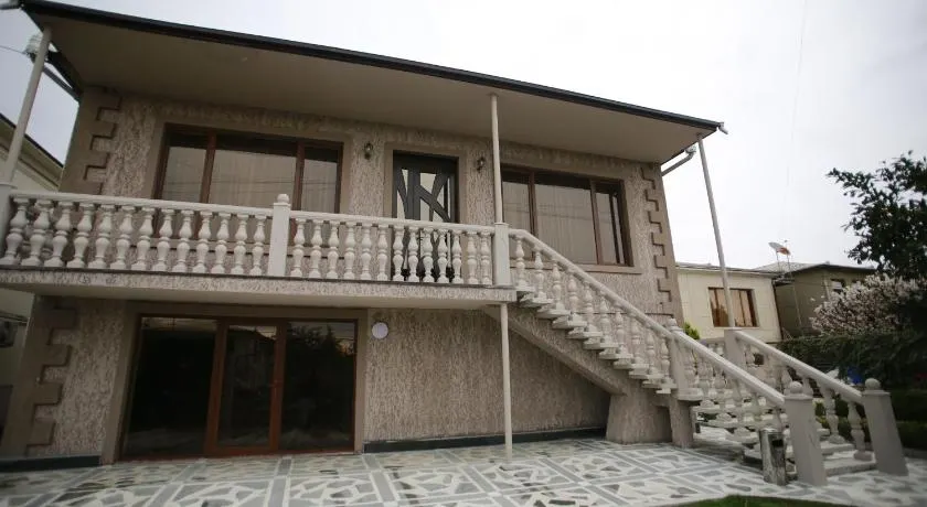 Guest House Nikola - Image 1