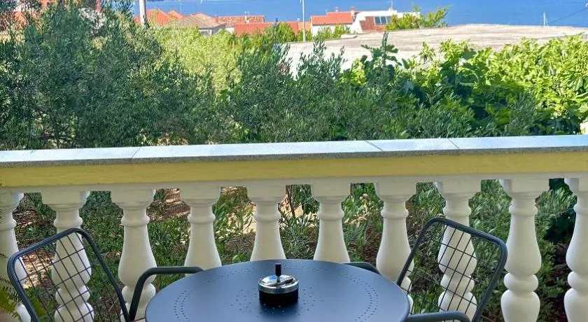 Comfort apartment Kali - with panoramic view - Image 1