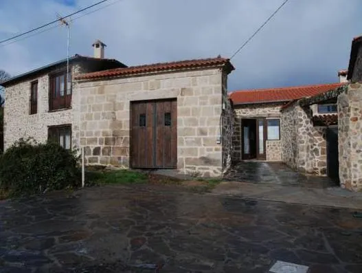 Complejo rural Aira Sacra-Ribeira Sacra - Image 1