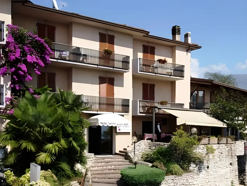 Park Hotel Faver - Image 1