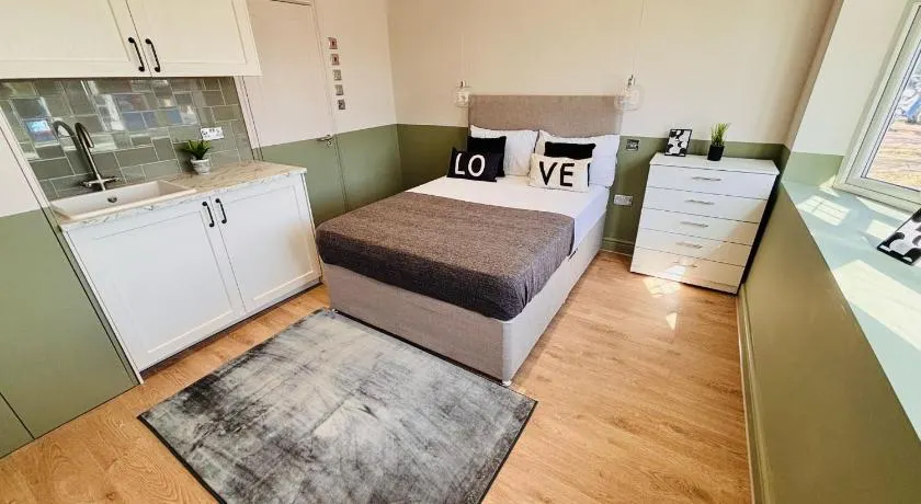 Luxury standard flats in Central London, ideal for tourists - Image 1