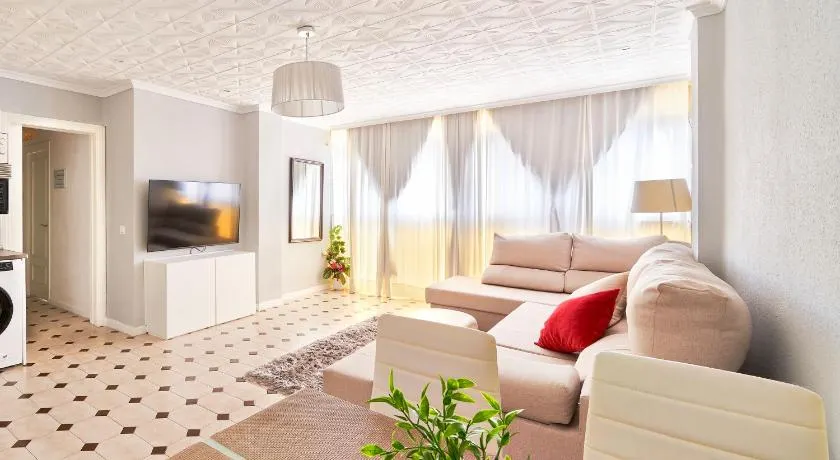 Fantástico apartamento junto a la estación - Image 1