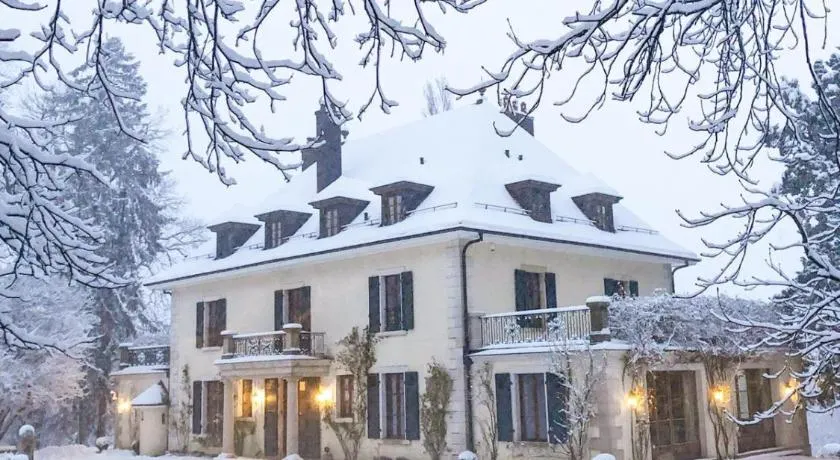 Chateau d 'Echenevex, Geneva - Image 1
