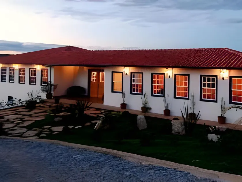 Pouso do Alferes - Image 1