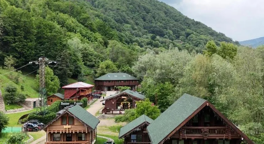 Hecaș Villas - Image 1