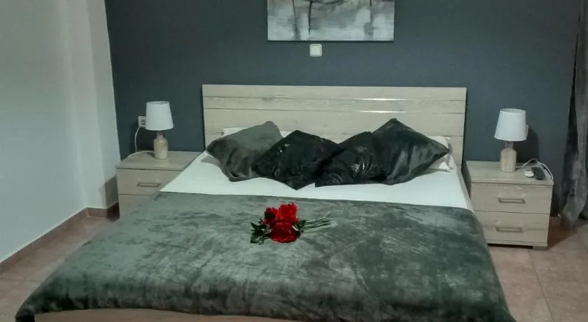 Avra Rooms - Image 1