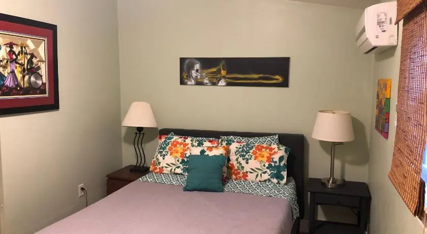 Studio Apartment Antonine - Image 1