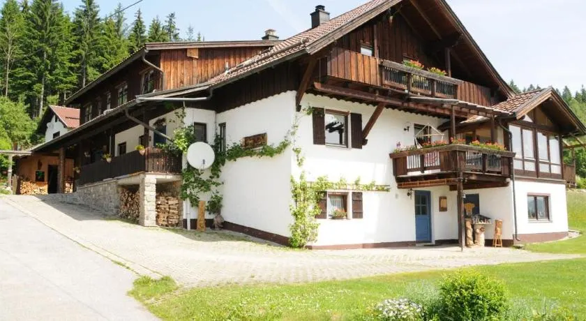 Ferienwohnungen Bredl - Image 1