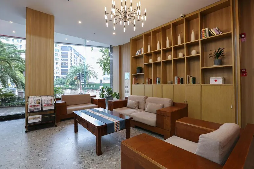 JIYU Tiantaishan Hotel - Image 1