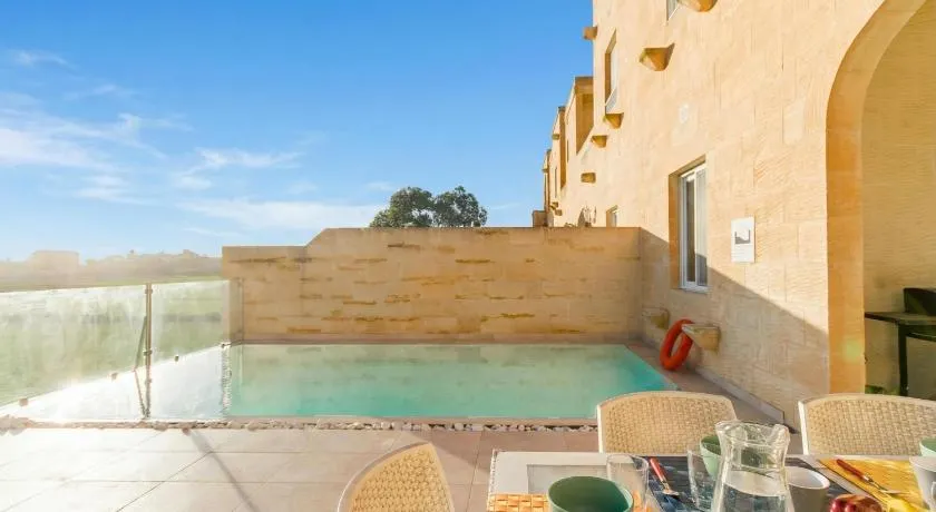 Spettacolare casa accogliente e familiare con terrazza, piscina privata e barbecue | Sono ammessi animali domestici - Image 1