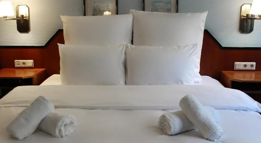 Hotel Mozart Bonn - Image 1