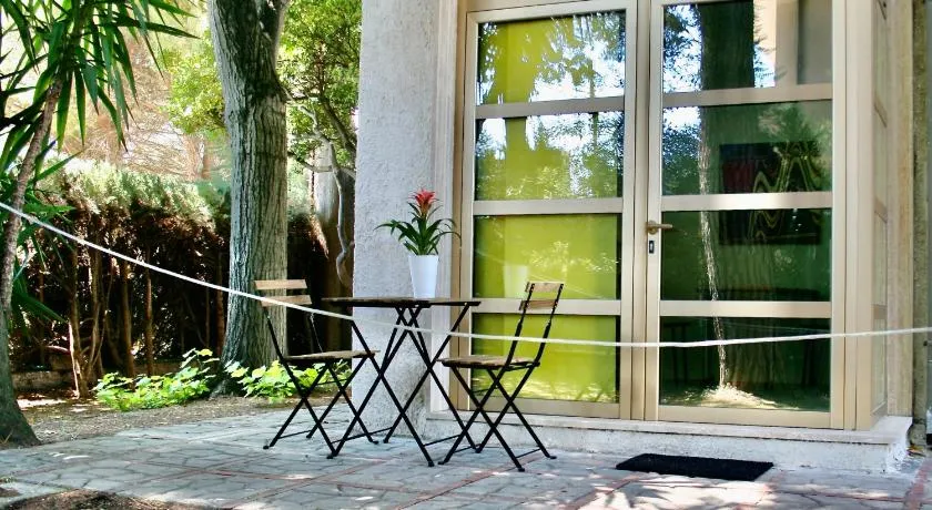 BuenRetiroPe - confortevoli appartamentini con giardino - Image 1