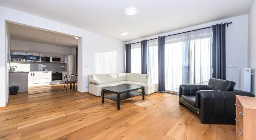 Budejovicka Residence - Stylish House & Apartments in Prague - Image 1