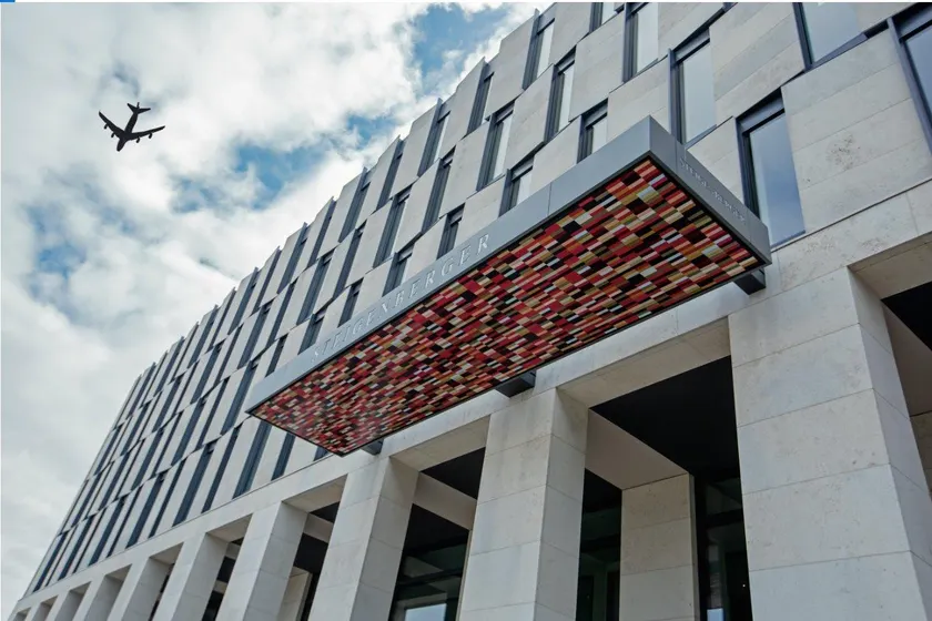 Steigenberger Airport Hotel Berlin - Image 1