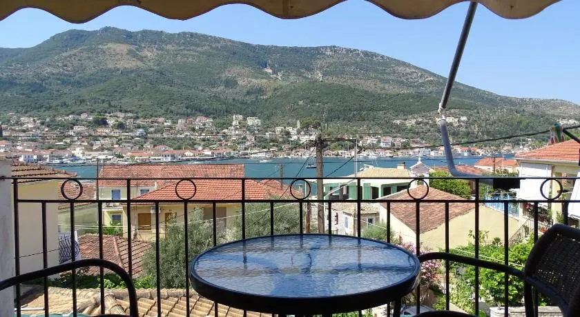 Maroudas Stavros Apartments - Image 1
