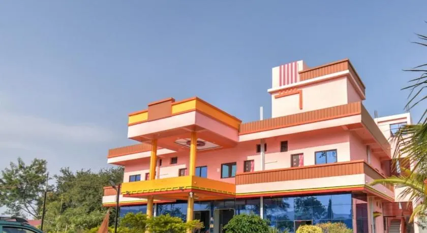 Hotel Nisarg Lodging And Restaurant - Image 1