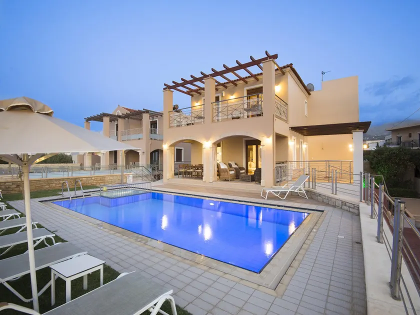 Villa in Rethymno on Beach with Private Pool - Image 1