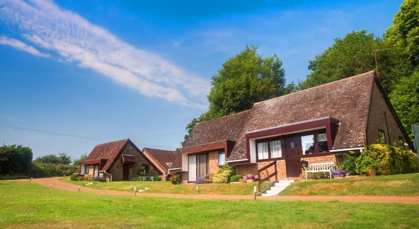 Glyndley Manor Cottages - Image 1
