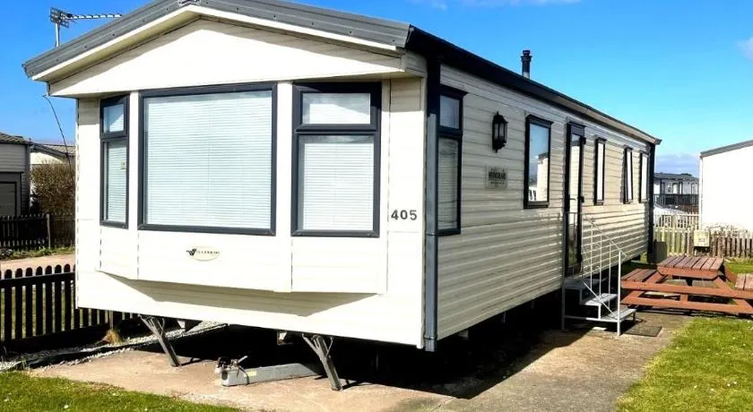 Spacious 8-Berth Caravan at Unity Beach Resort - Image 1