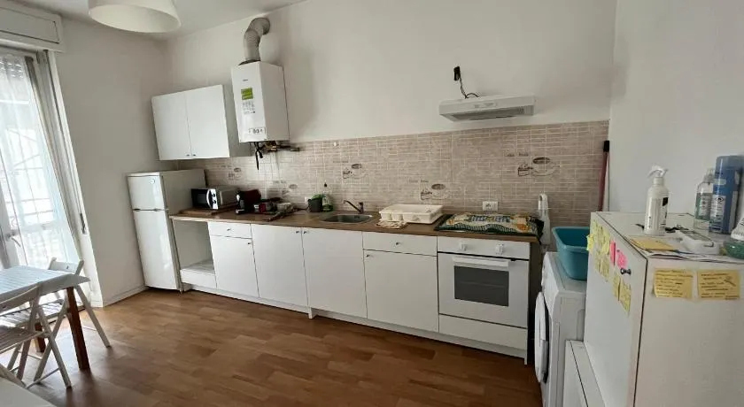 Room Saronno + B&B - Image 1