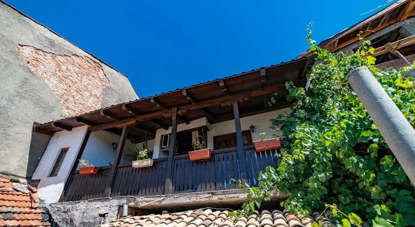 Винената къща - Image 1