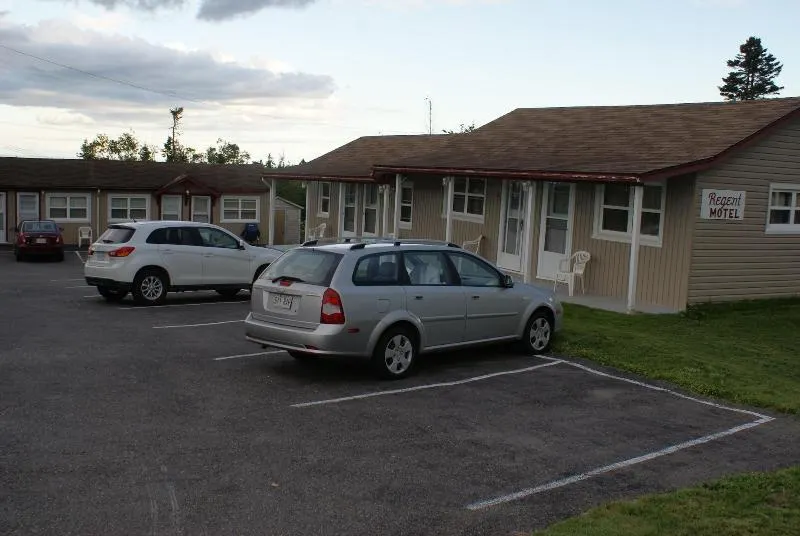 Cookes Motel - Image 1