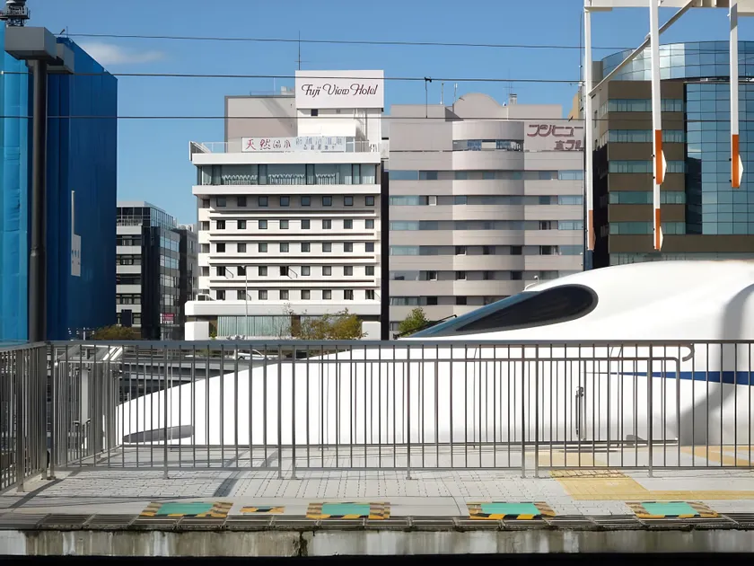 Shin-Yokohama Fuji View Hotel Spa & Residence - Image 1