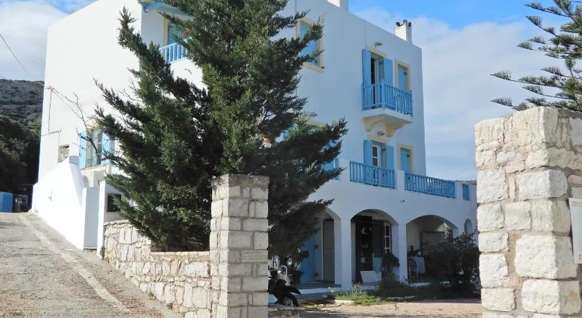 Arokaria house - Image 1