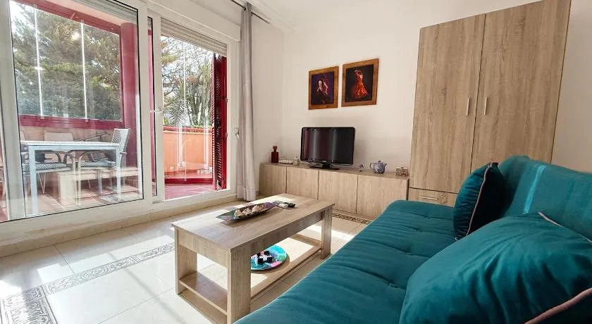 Suite Maimonides Fuengirola - Image 1