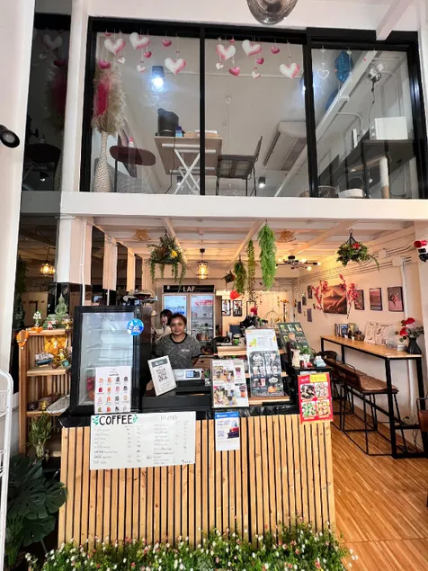 LAF Hotel Aree - Image 1