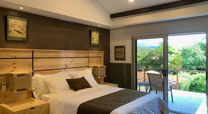 ARANJUEZ LOFTS Santa Ana - Image 1