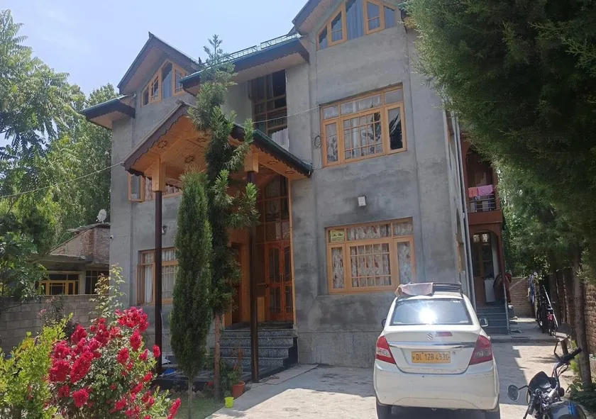 Zikra HomeStay - Image 1