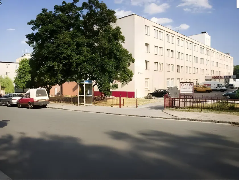 Hotel Trim - Image 1
