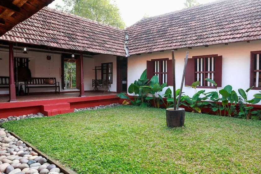 270 Year Old Kerala 8kettu
12km from kochi Airport - Image 1