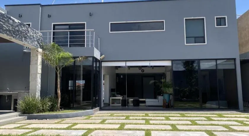 Linda y comoda casa completa - Image 1
