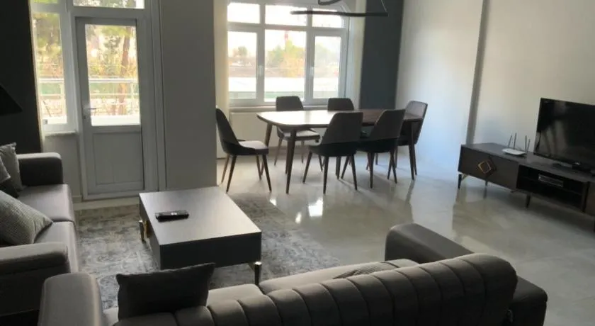 Luxury Z-Apart Family Homes 2 Bedrooms WIFI near Metro Zeytinburnu Istanbul - Image 1