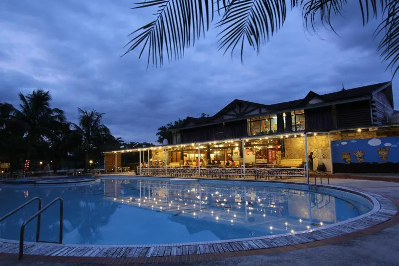 Master Bear Resort - Image 1