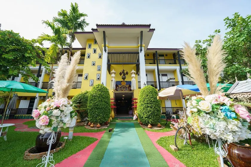 FAI KHAM BOUTIQUE - Image 1