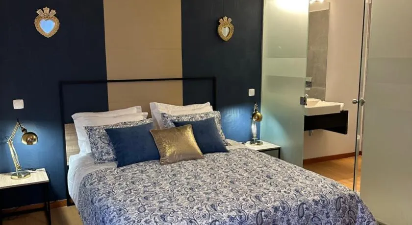 Burnay Porto Suites - Image 1