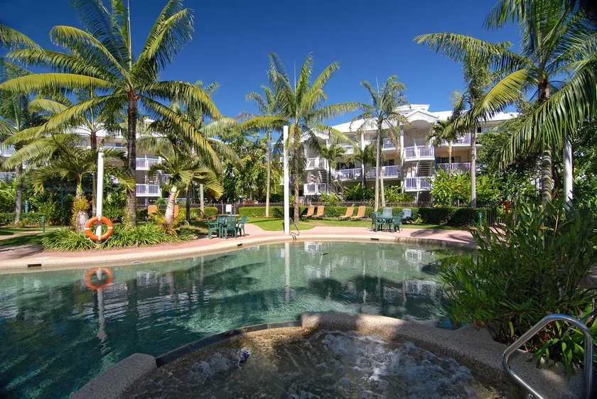 Cairns Coral Oasis - Holloways Beach - Image 1