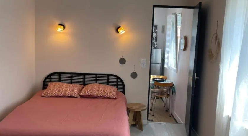 Maisonnette bord de mer - Image 1
