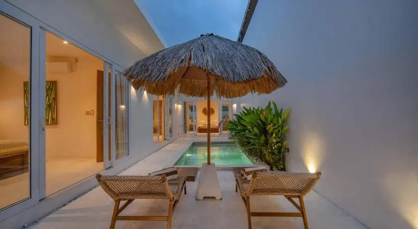Villa Honu 2BR Private Pool & Rooftop In Uluwatu - Image 1