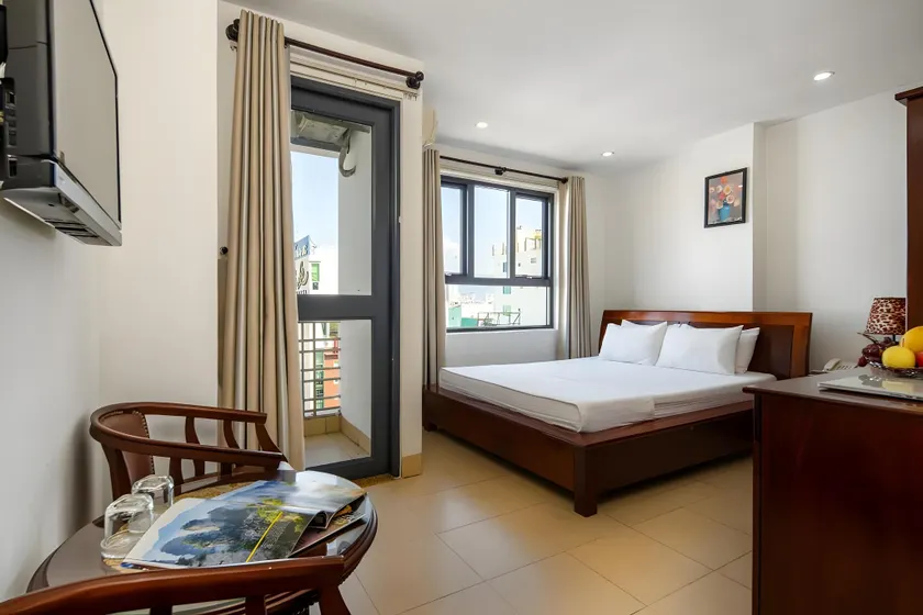 Lotus Rock Hotel - Image 1