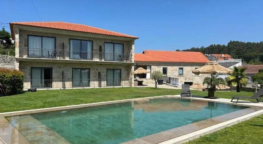 Paços do Douro, Chambre privée avec piscine - Image 1