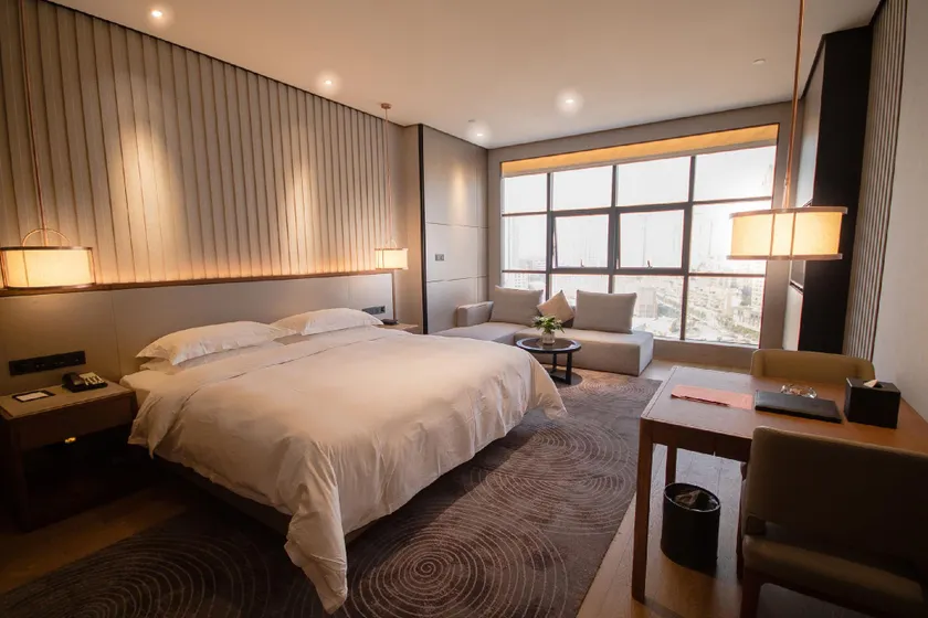 Huaihua Amber Palace Hotel - Image 1