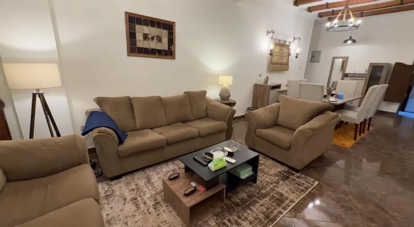 Fully Furnished Apartment in Downtown Zamalek - Image 1